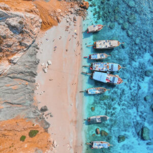 Прогулка на яхте на райском острове Сулуада