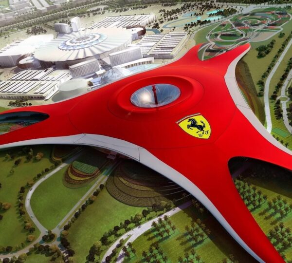 Тематический Парк Ferrari World С трансфером и обедом